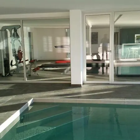 Casa Llosa Villa *