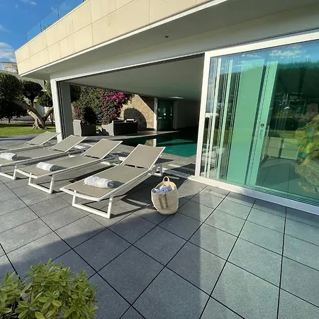 Casa Llosa Villa
